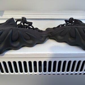 yeezy 450 utility black